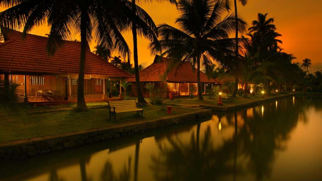 Karumanchery Ayurvedic Centre at Kondai Lip Backwater Resort